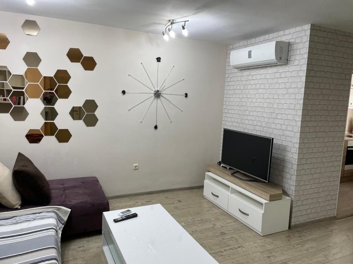 Apartment Dea Burgas Esterno foto