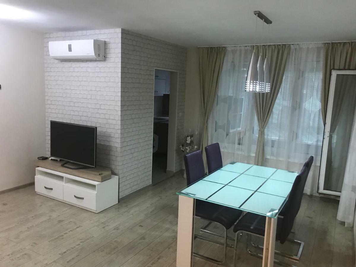 Apartment Dea Burgas Esterno foto